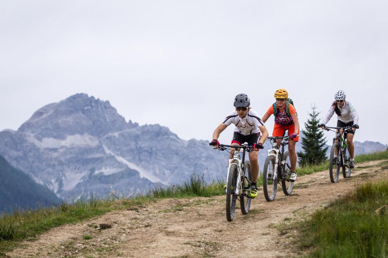 Familien- Und Wellnesshotel Hanneshof クライナル エクステリア 写真