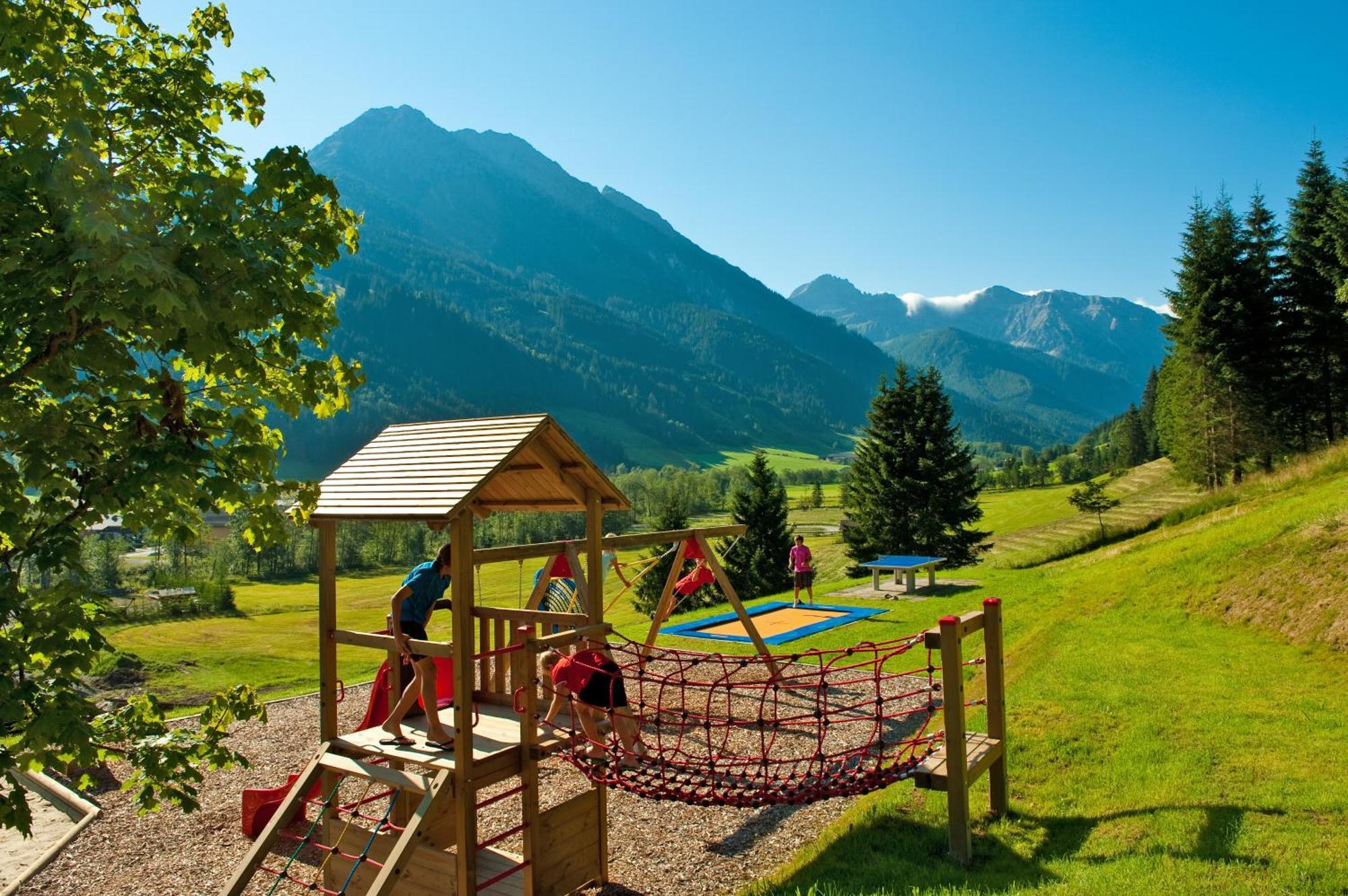 Familien- Und Wellnesshotel Hanneshof クライナル エクステリア 写真