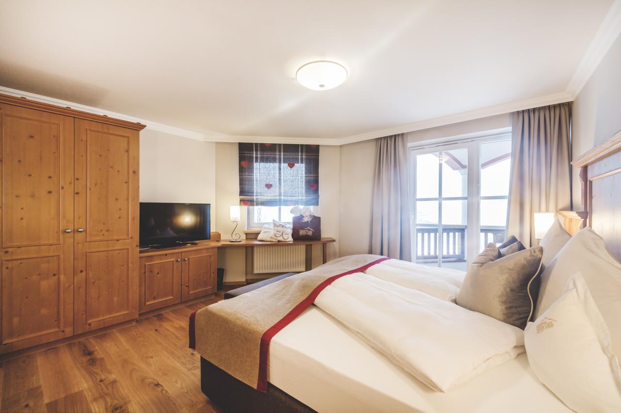 Familien- Und Wellnesshotel Hanneshof クライナル エクステリア 写真