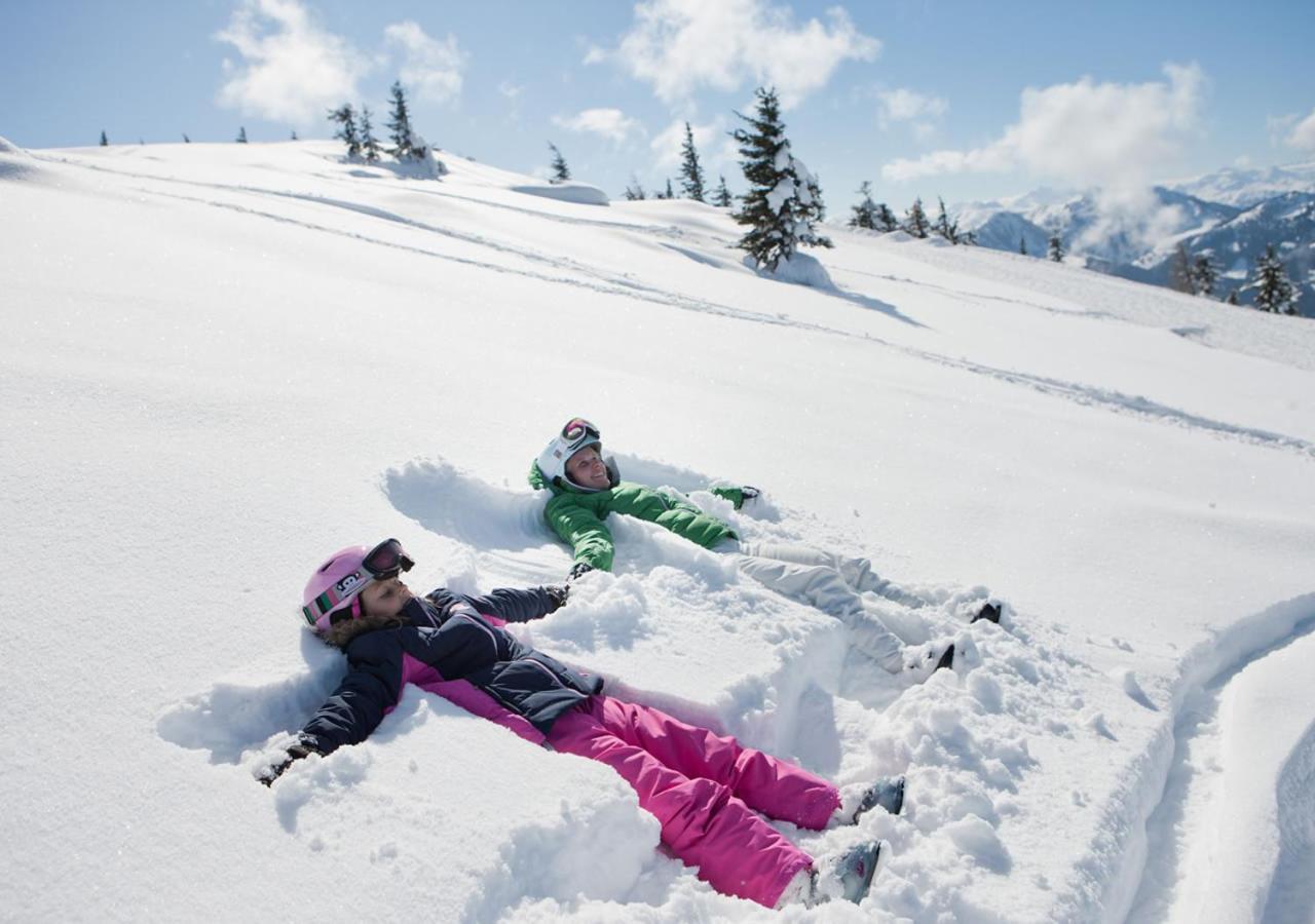 Familien- Und Wellnesshotel Hanneshof クライナル エクステリア 写真